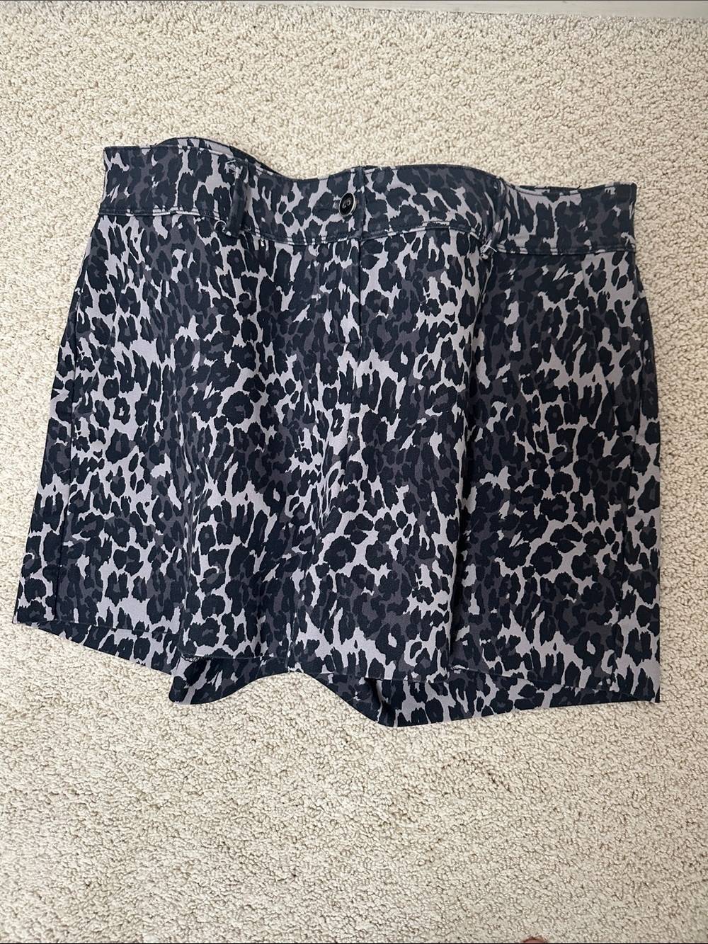 Isaac Mizrahi Black and Gray Leopard Print Mini Skirt